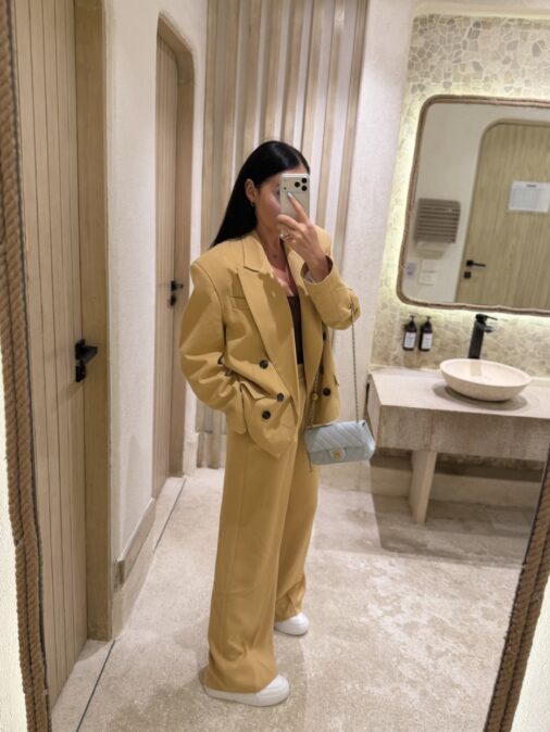 SPODNIE ELEGANCKIE LA MILLA Musztardowe
